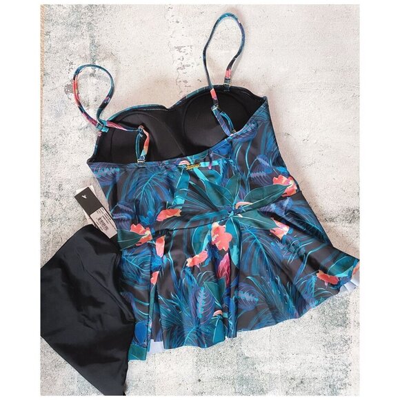 Nicole Miller Studio NWT $98 Green Floral Twist-Accent Peplum Tankini Set Size S - Picture 7 of 9